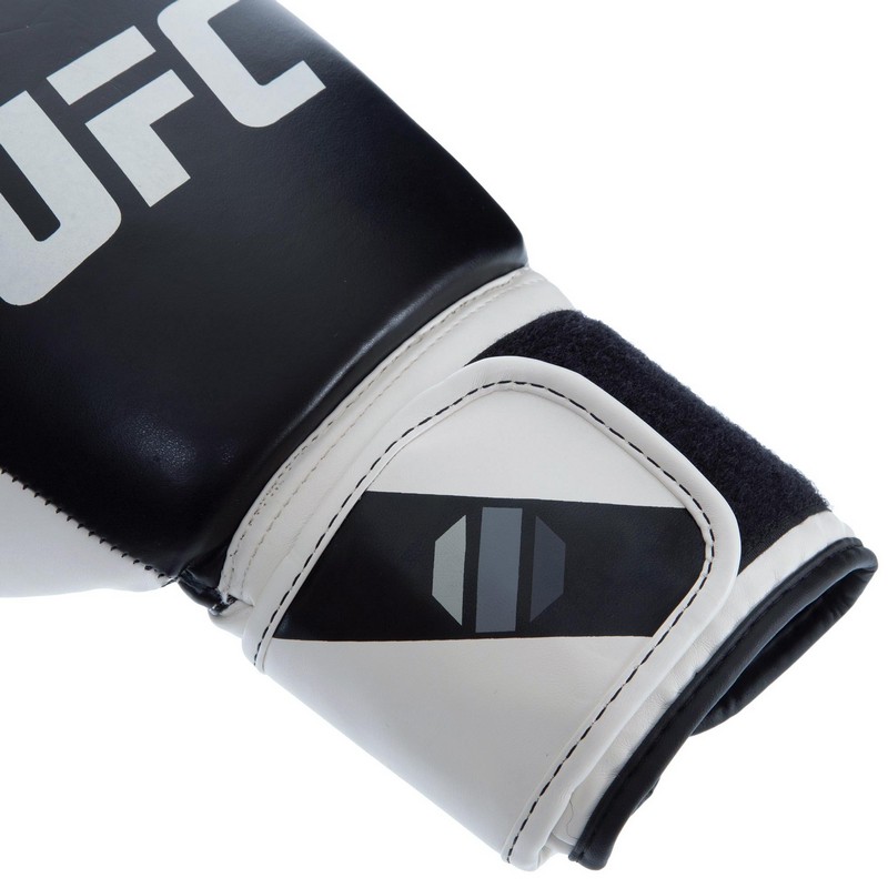 Рукавиці боксерські на липучці PU UFC PRO Compact UHK-75005 L білий-чорний