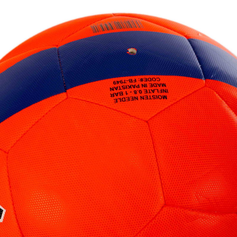 М'яч футбольний HYBRID BALLONSTAR BARCELONA FB-7949 №5 PU червоний-синій