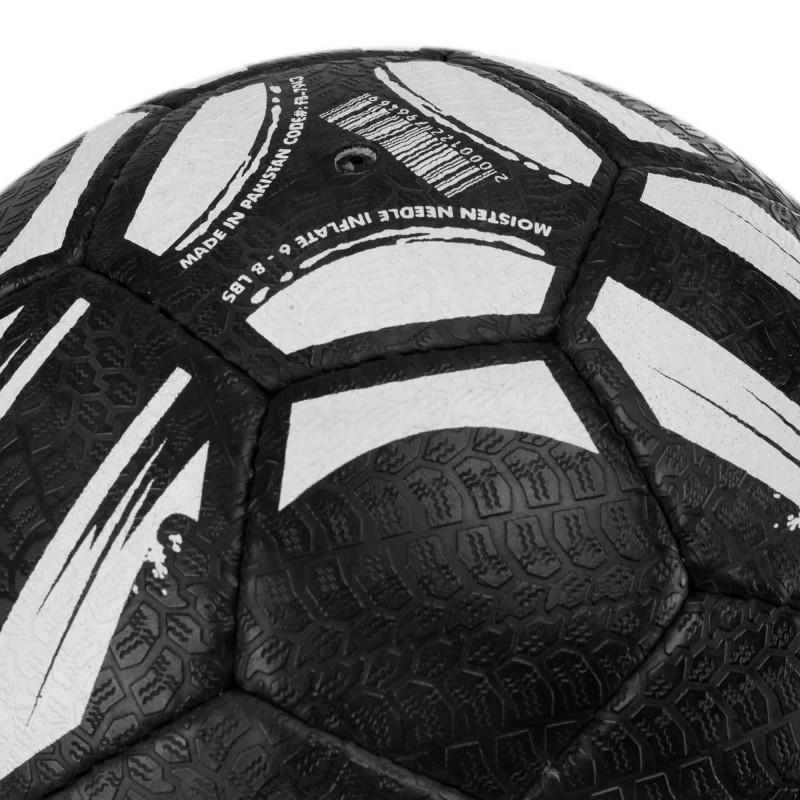 М'яч для вуличного футболу CORE STREET SOCCER №5 FB-7943 чорний-білий
