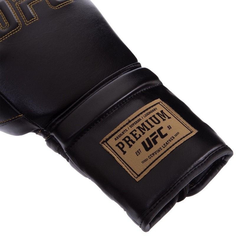 Рукавиці боксерські на шнурівці шкіряні UFC PRO Prem Lace Up UHK-75044 12унцій чорний