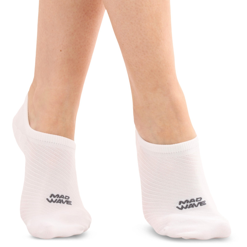Шкарпетки спортивні унісекс короткі MadWave AntiOdor Gym M135004 розмір 30-47 Білий