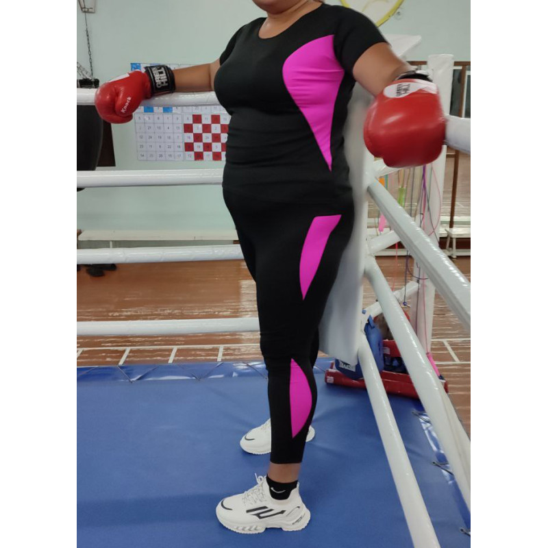 Жіночий спортивний костюм батал великих розмірів чорний з рожевими вставками