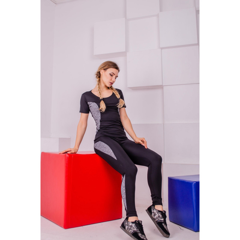 Жіночий спортивний костюм батал великих розмірів чорний з сірими вставками